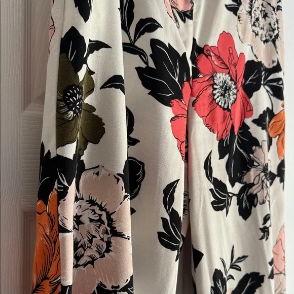 Ann Taylor Floral Wide-Leg Pants - Picture 2 of 5